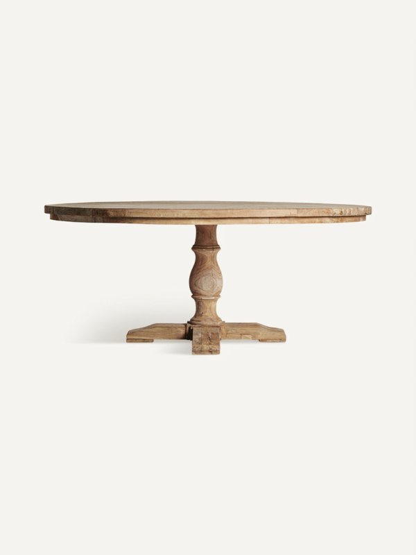 GYOR DINING TABLE